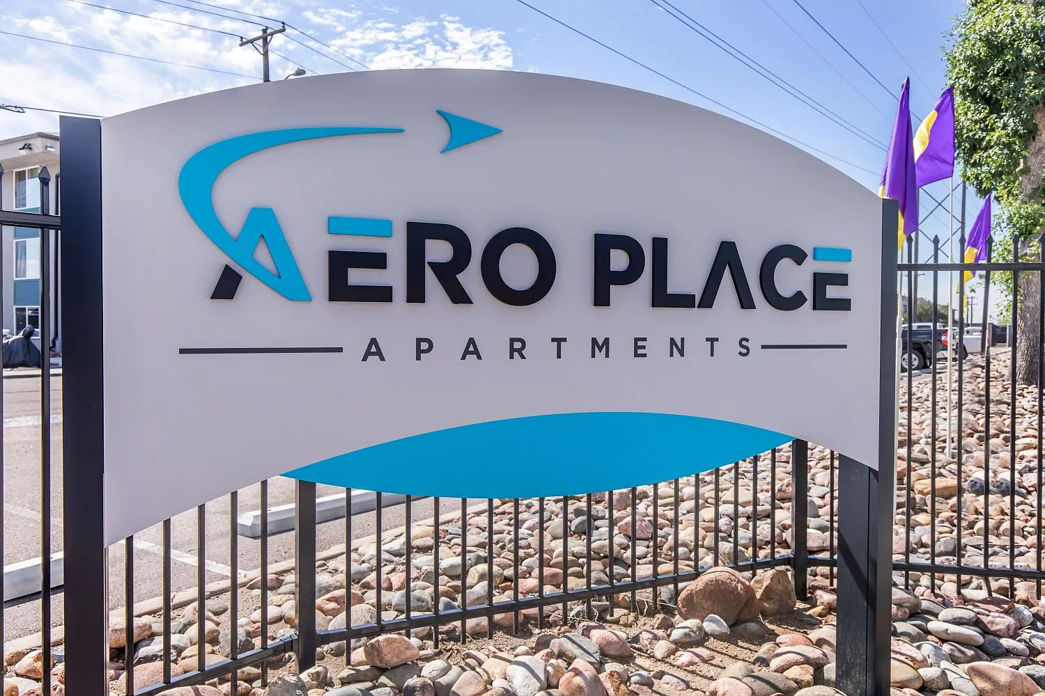 Aero Place Apartments — Photo 1