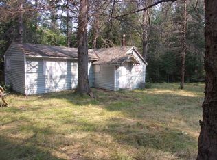 3188 W Hubbard Lake Trl, Hubbard Lake, MI 49747