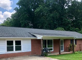 207 Pine Rd, Mount Holly, NC 28120