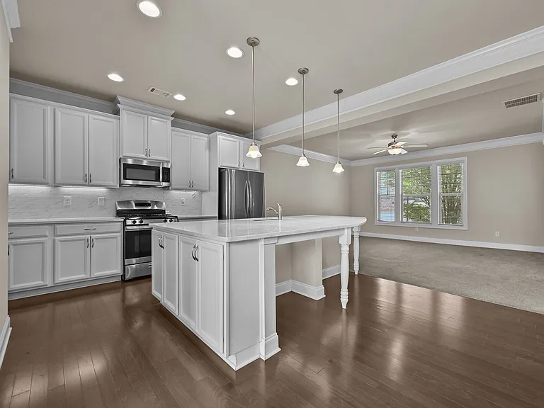 2489 Village Park Bnd — Photo 13