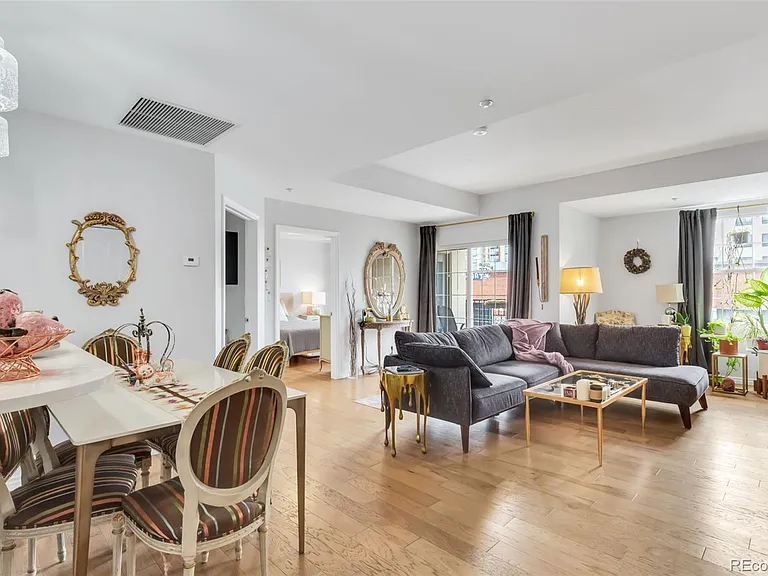 300 W 11th Ave #5B — Photo 2