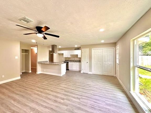 3rd image of 4819 Porter Ridge Dr