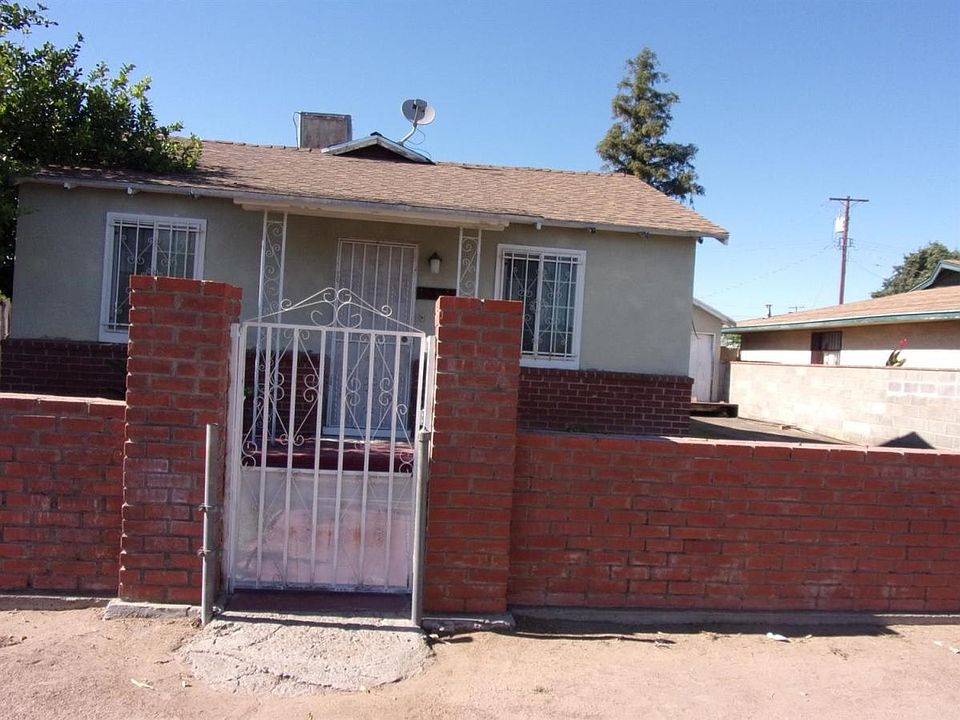 1st image of 3835 E Tyler Ave