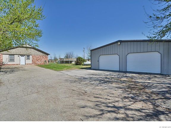 3rd image of 14275 S 185th West Pl