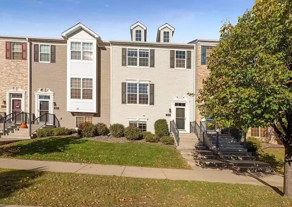 1st image of 9982 Wildflower Dr #9982