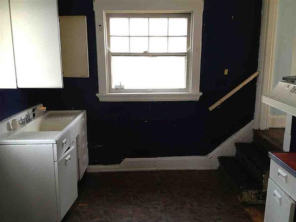4th image of 6442 Welton St