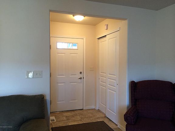 Front interior entryway