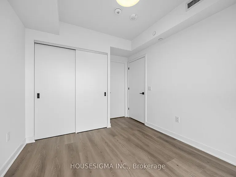 36 Zorra St #1907 — Photo 20