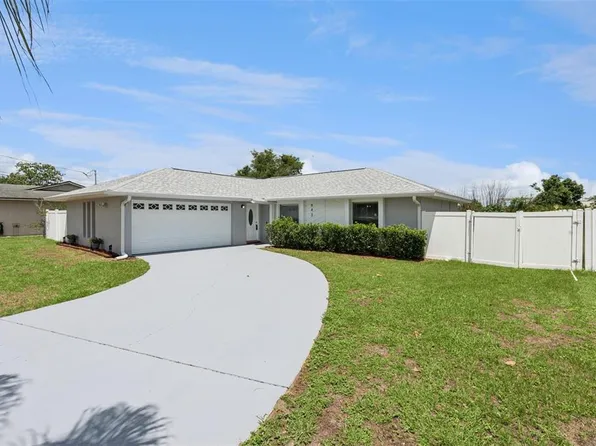 942 Windbrook Dr, Deltona, FL 32725