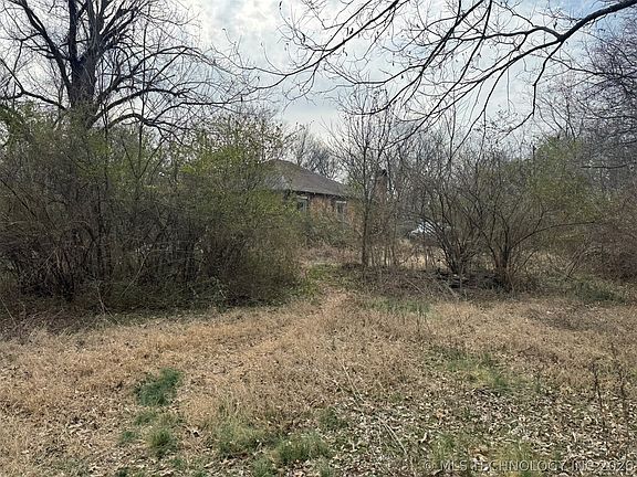 5th image of 642 N 19th St