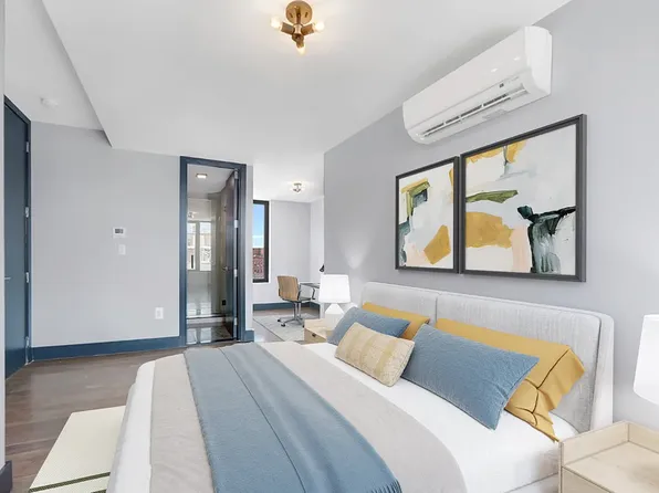 475 Grand Street image 9 of 11