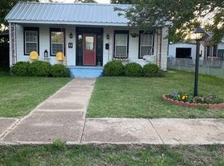 226 Arch St, Baird, TX 79504