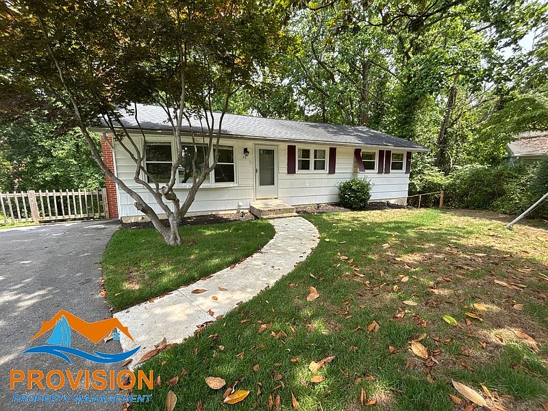 1st image of 20 Washington Dr