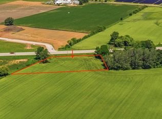 44 State Rd, Oshkosh, WI 54904