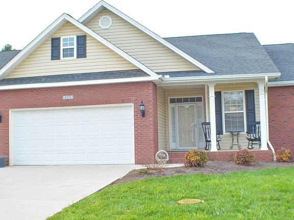 5th image of 4821 Lindsey Blair Ln #43