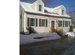 21 Pleasant St, Norway, ME 04268
