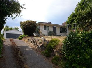 9051 29th Ave SW, Seattle, WA 98126