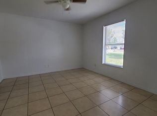 4647 27th St SW, Lehigh Acres, FL 33973