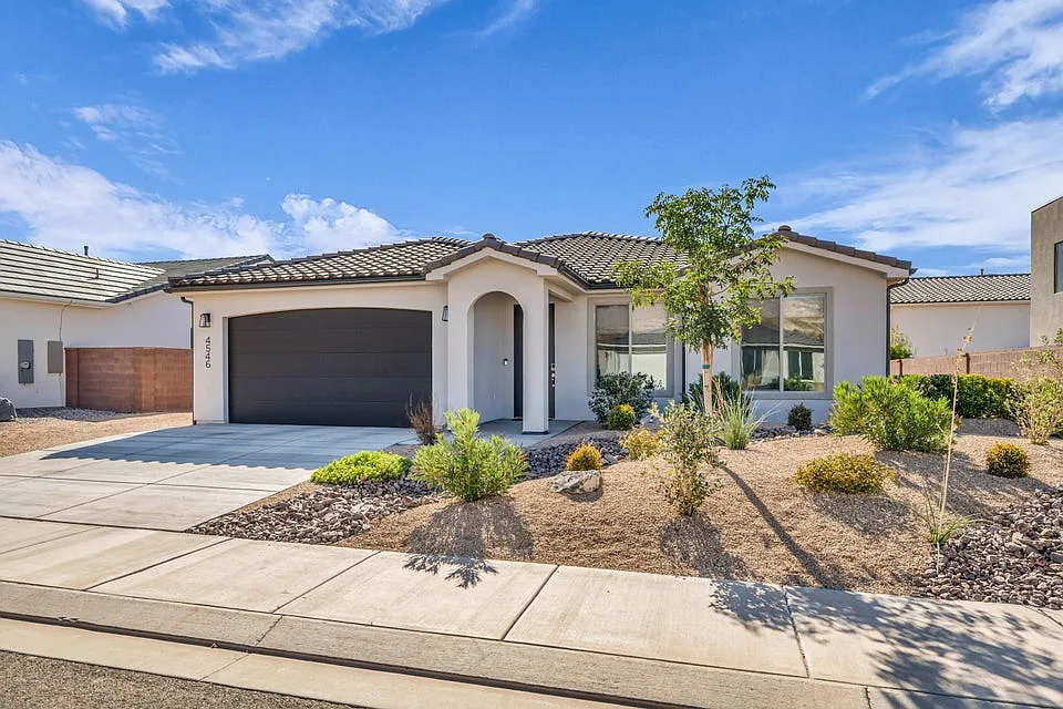 4546 S Lucy Ln - BH - 1 — Photo 2