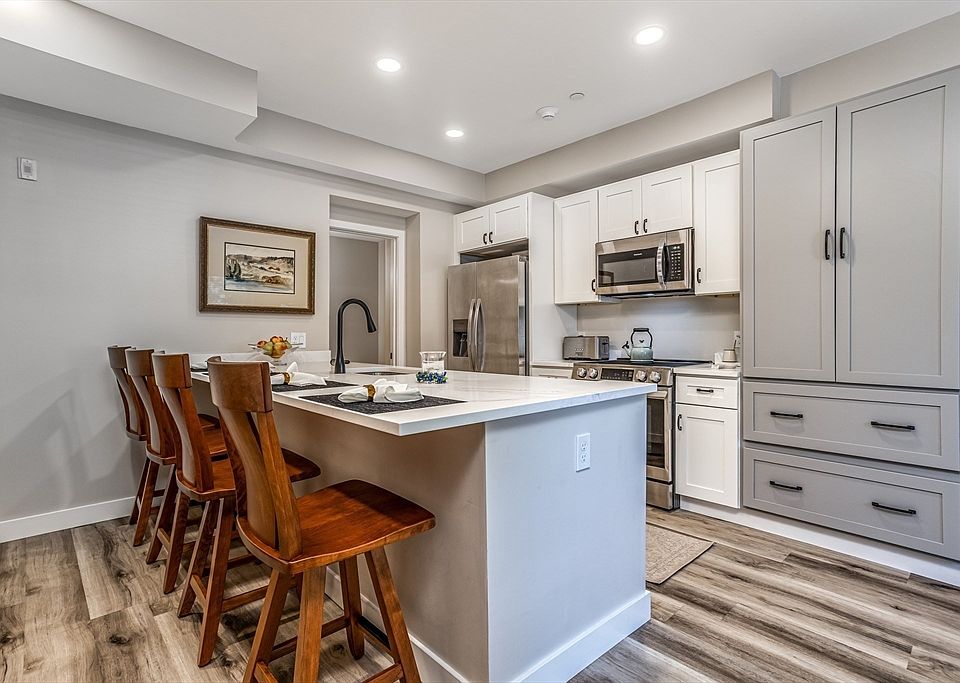 1st image of 50 Frankfort St #3