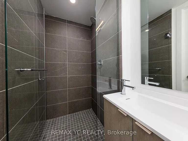 100 Queen St E #3301 — Photo 13