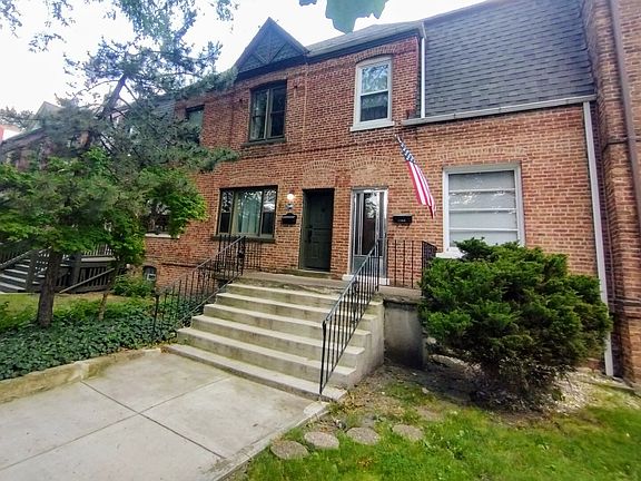 2nd image of 11417 S Saint Lawrence Ave