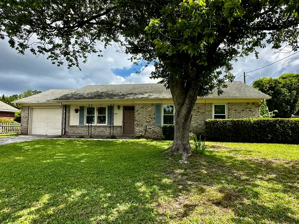 4621 Kings Dr, Wilmington, NC 28405