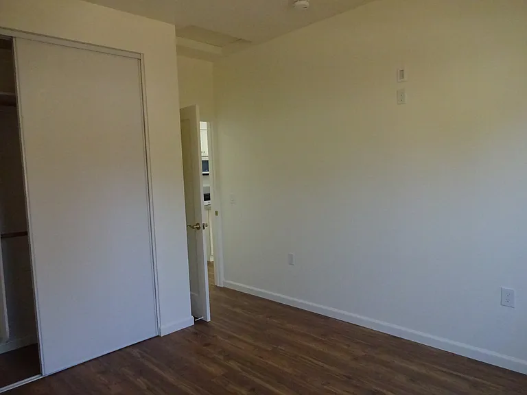 228 1/2 Dean Dr — Photo 22