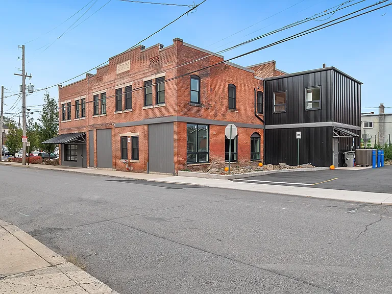 13 Kennedy St #206 — Photo 1