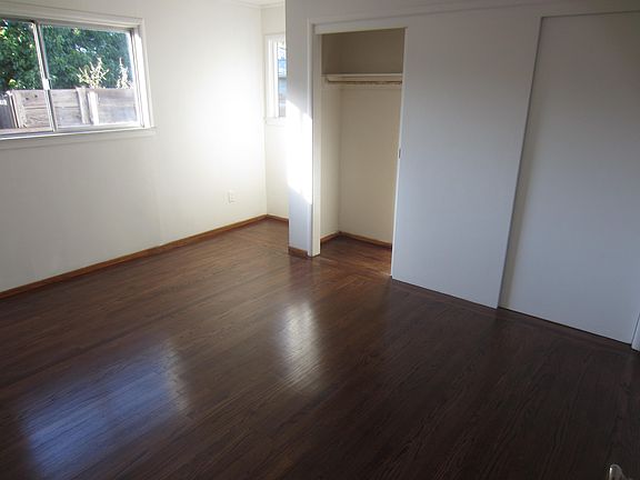 4th image of 334 Lowell St