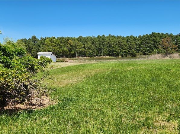 414 Piney Point Rd, Onemo, VA 23130