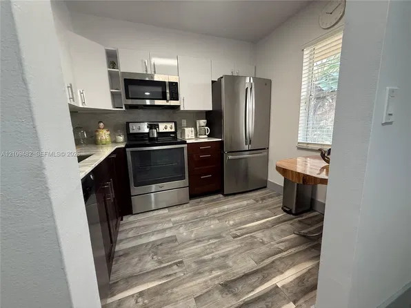 2811 Somerset Dr APT 200, Lauderdale Lakes, FL 33311