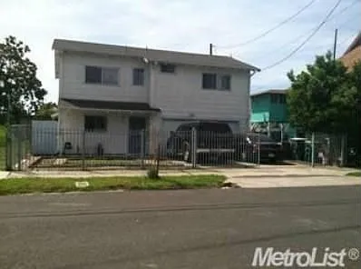 312 E Anderson St photo 1