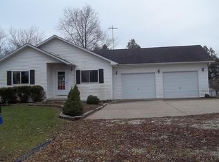 519 Maple St, Garwin, IA 50632