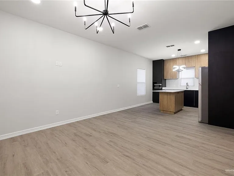 4504 Larkspur Ave #2 — Photo 3