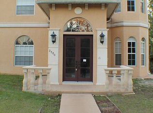 2520 31st Ave NE, Naples, FL 34120