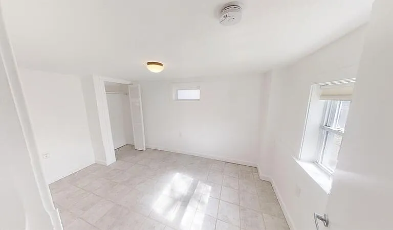 2 N Normal St #3 — Photo 11