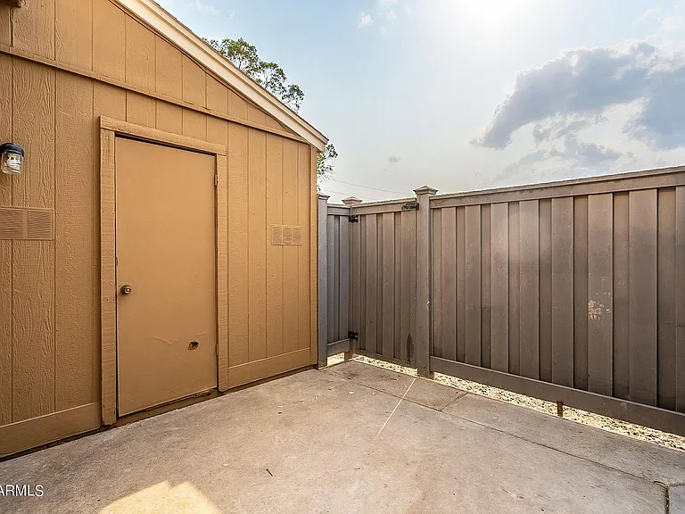 18616 N 34th Ave #5 — Photo 33