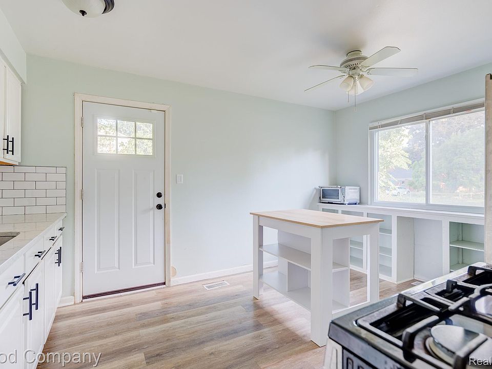 2410 E Lincoln Ave, photo 13