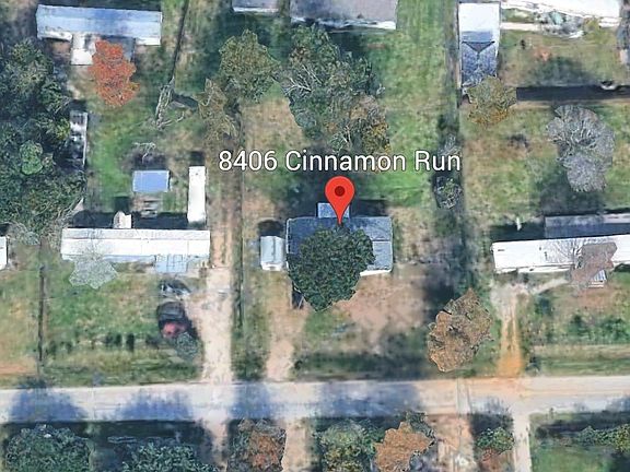3rd image of 8406 Cinnamon Run