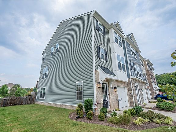 3rd image of 1409 Kerr Dr