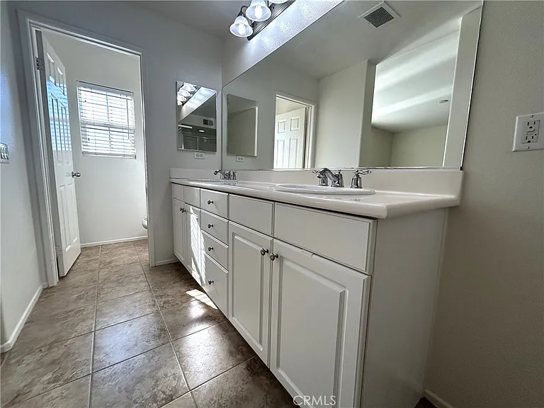 8152 Parkside St #8152 — Photo 30