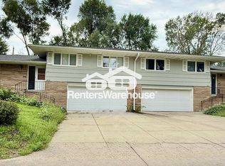 3813 W 60th St, Edina, MN 55410