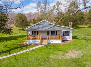 747 Kendricks Switch Rd, Chickamauga, GA 30707