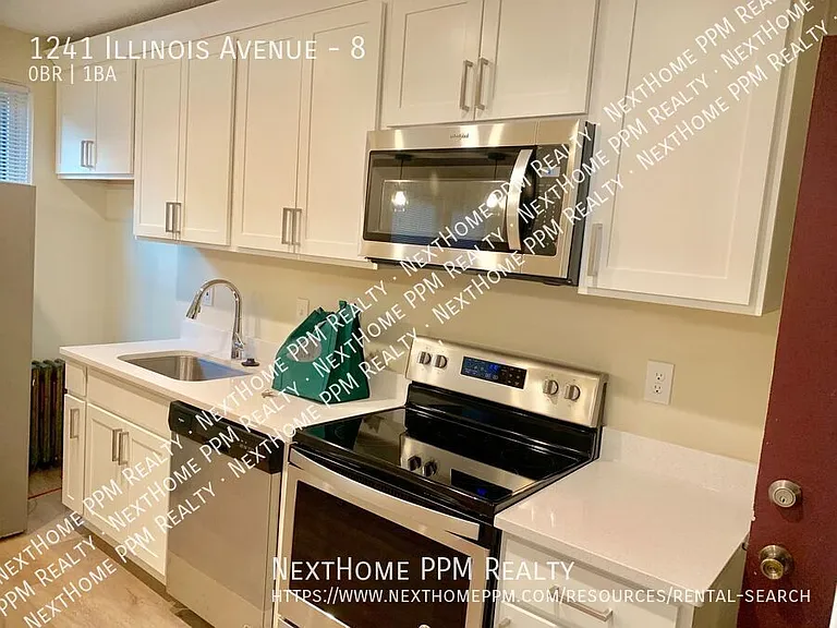 1241 Illinois Ave #8 — Photo 8