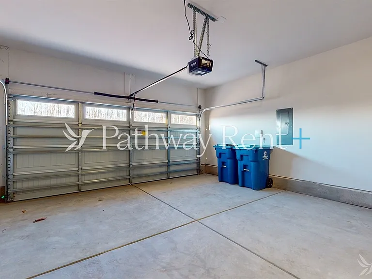 153 Susannah St — Photo 11