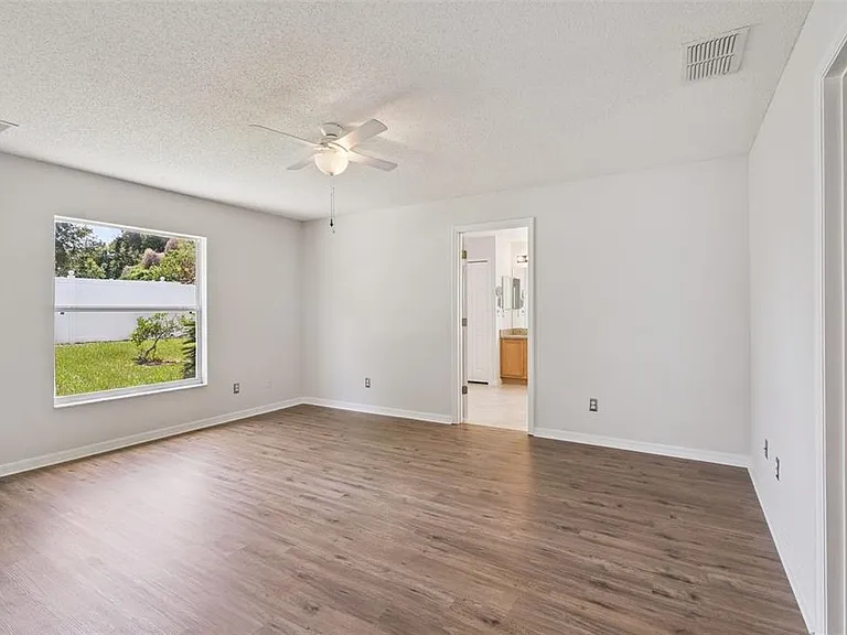 622 Delancey Dr — Photo 5