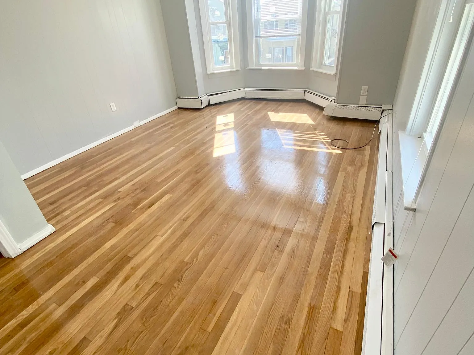 4 bed, 1200 sqft, $2,800 — Photo 3