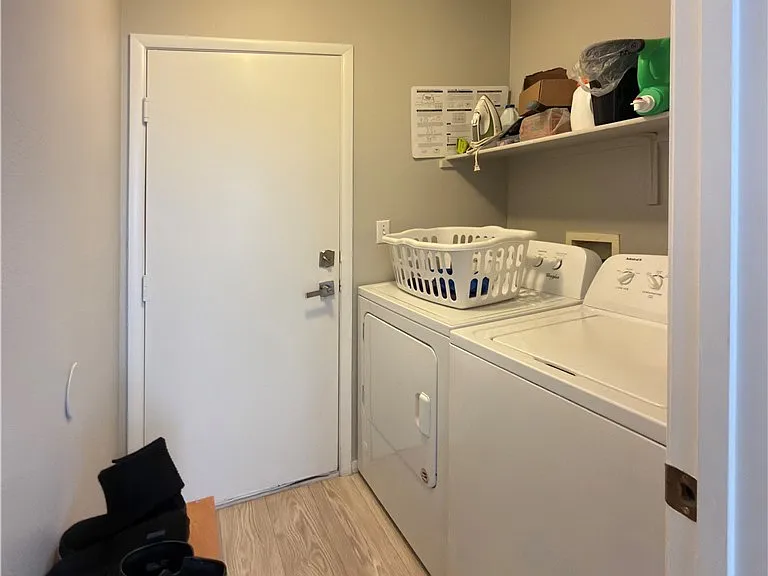 1477 Summer Glow Ave — Photo 14