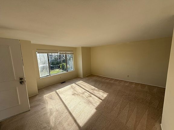 5th image of 1220 Corcoran St